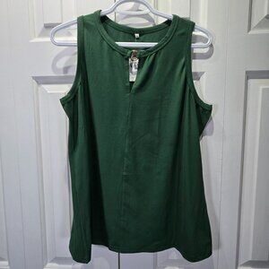 NWT Women’s Green Sleeveless Gold Keyhole V-Neck Summer Tank Top – Size Large